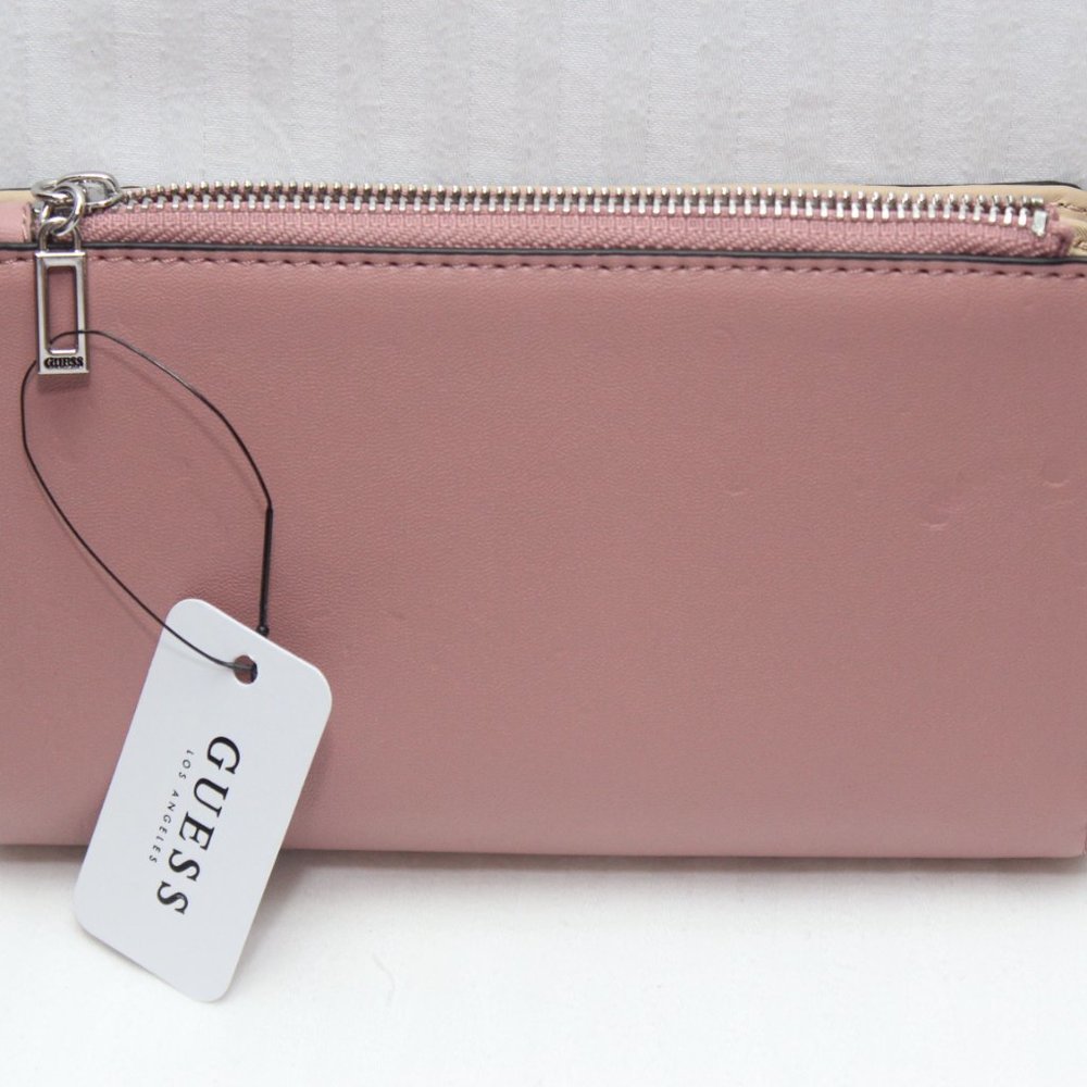 GUESS Women's Beville Smartphone Wallet wristlet - Picture 3 of 5